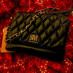 A Steve madden bag